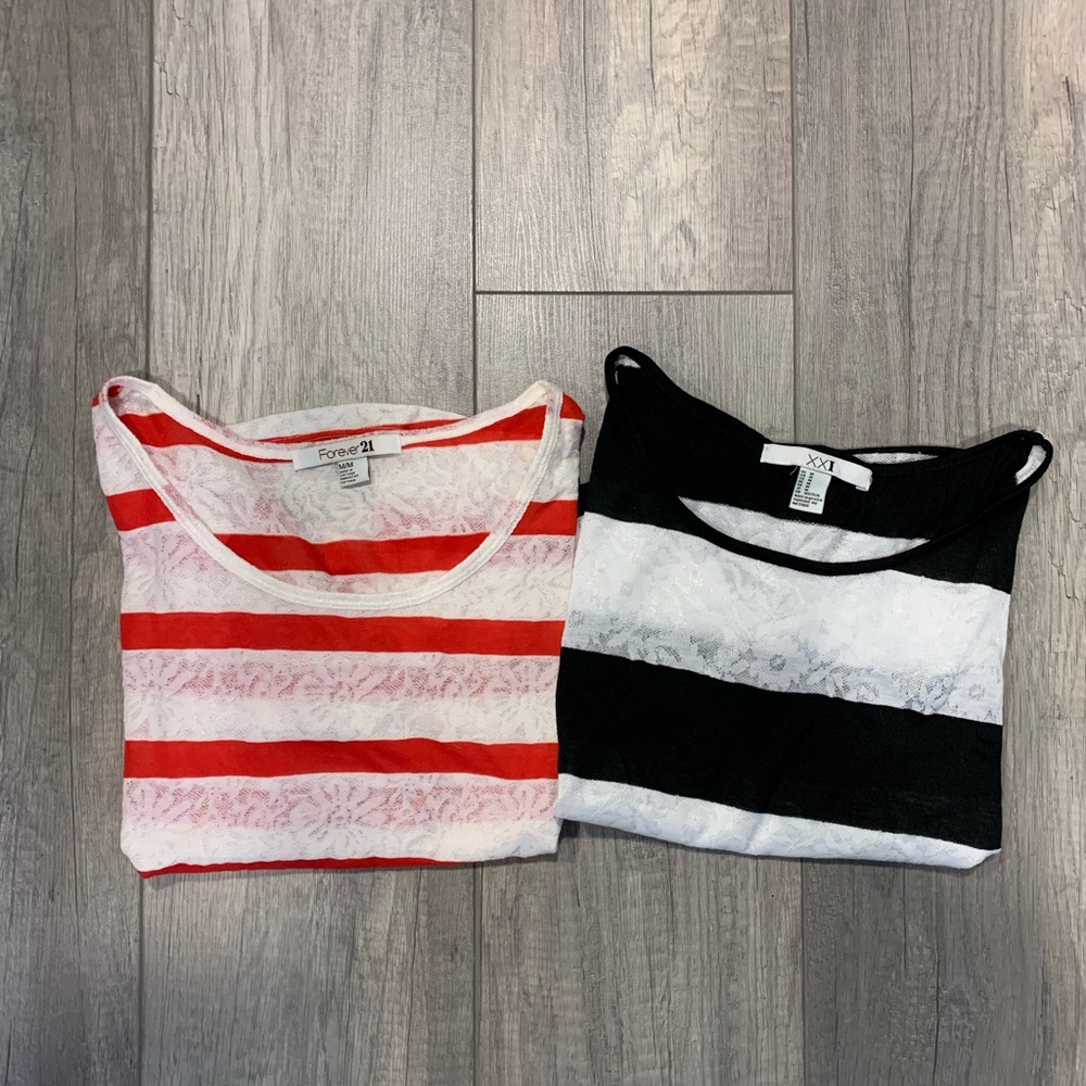 🍎 3/$30 bundle of 2 forever 21 lace short sleeve striped crop tops